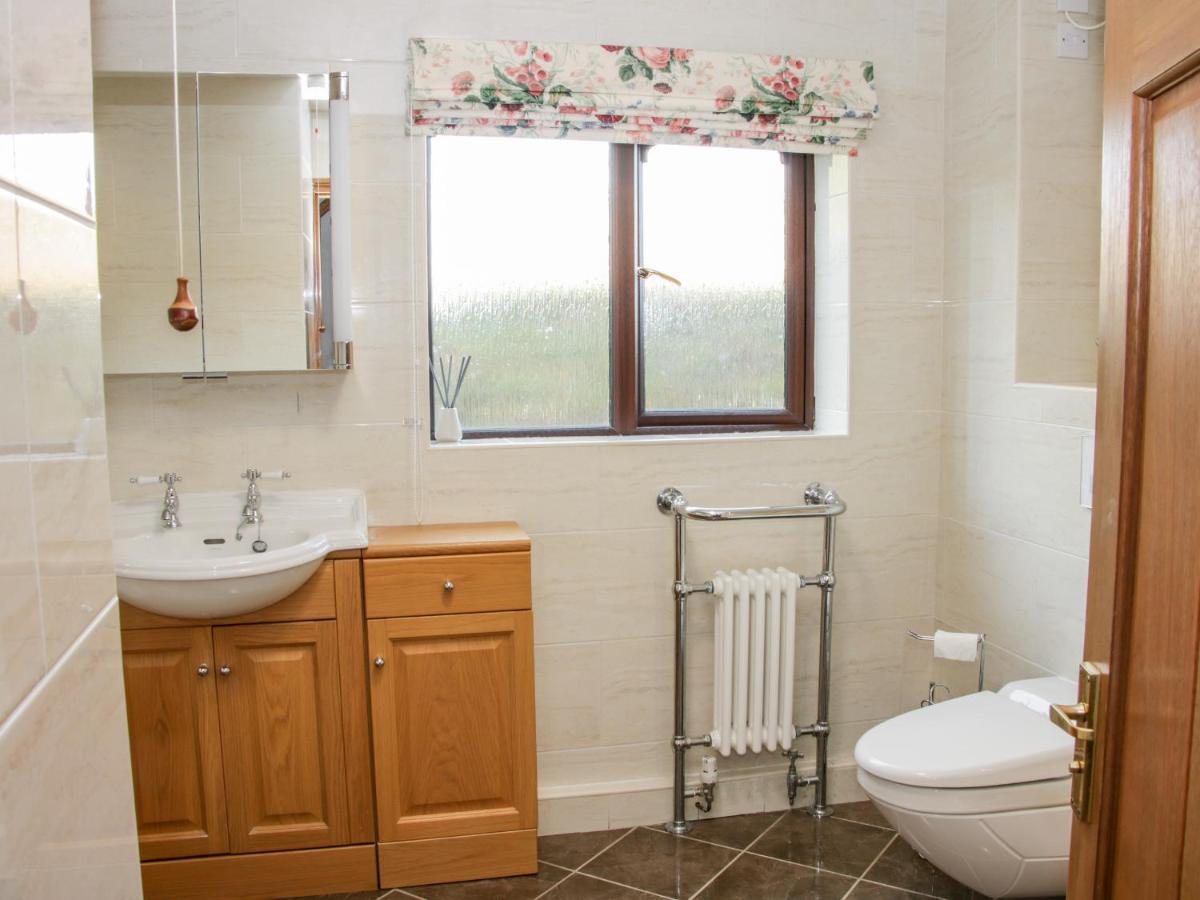 Court Farm Villa Kidderminster Eksteriør billede