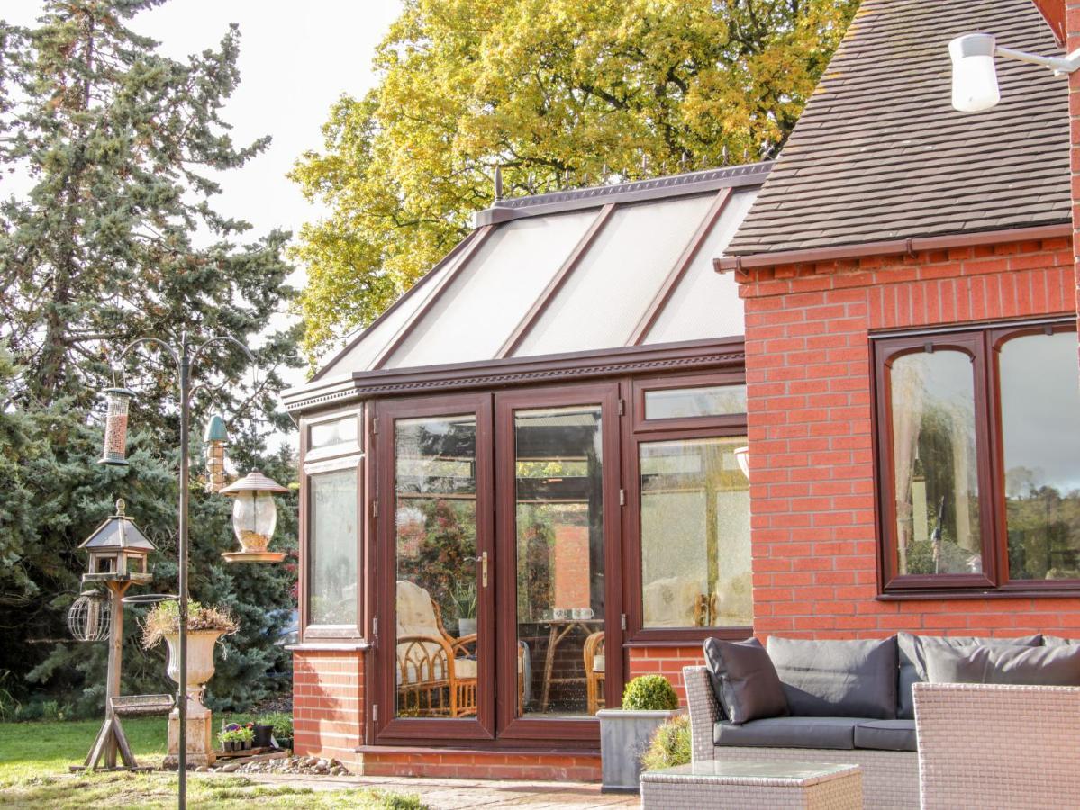 Court Farm Villa Kidderminster Eksteriør billede